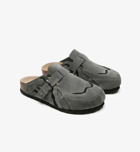 Y Side SAYKO Stone Grey Clogs (11)